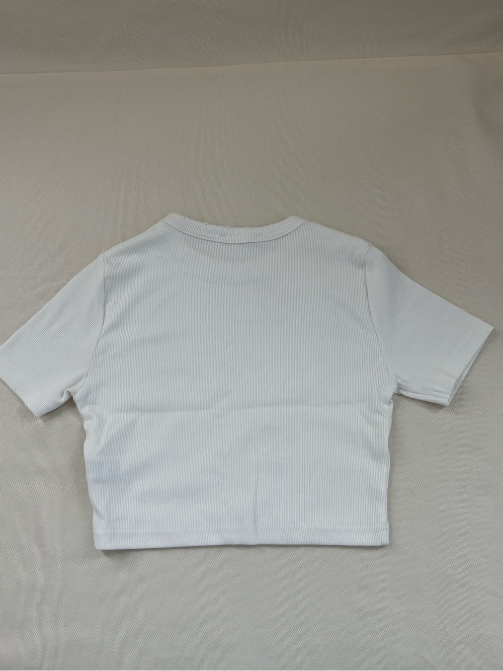 Zara Cropped Ribbed T-Shirt - Picture 2 of 7